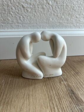Minimalist White Ceramic Friendship Support Sculpture - "I'm Here For You"